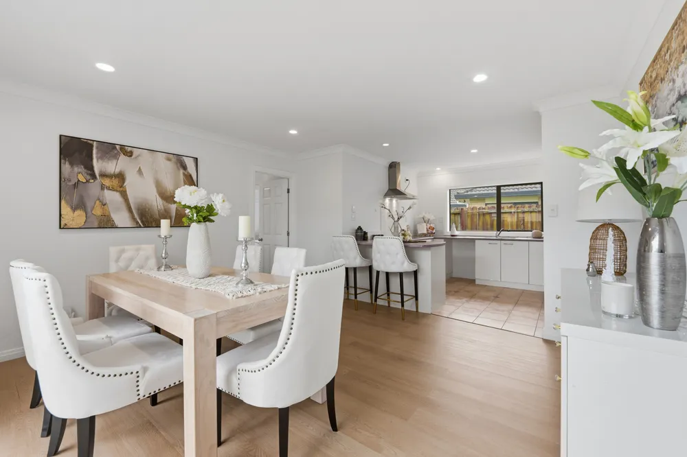 Photos of 18 Broadhurst Road