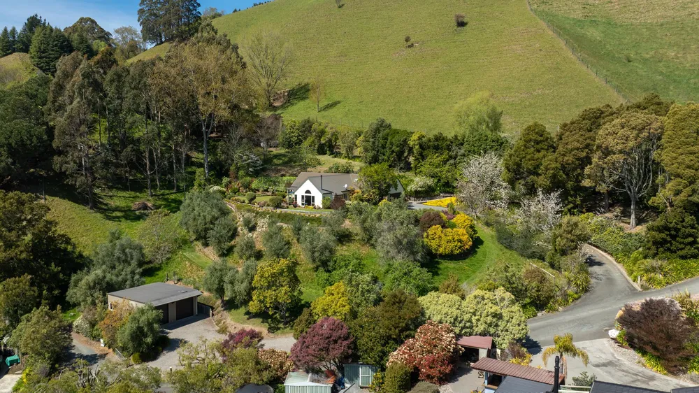 Photos of 101 Haycock Road