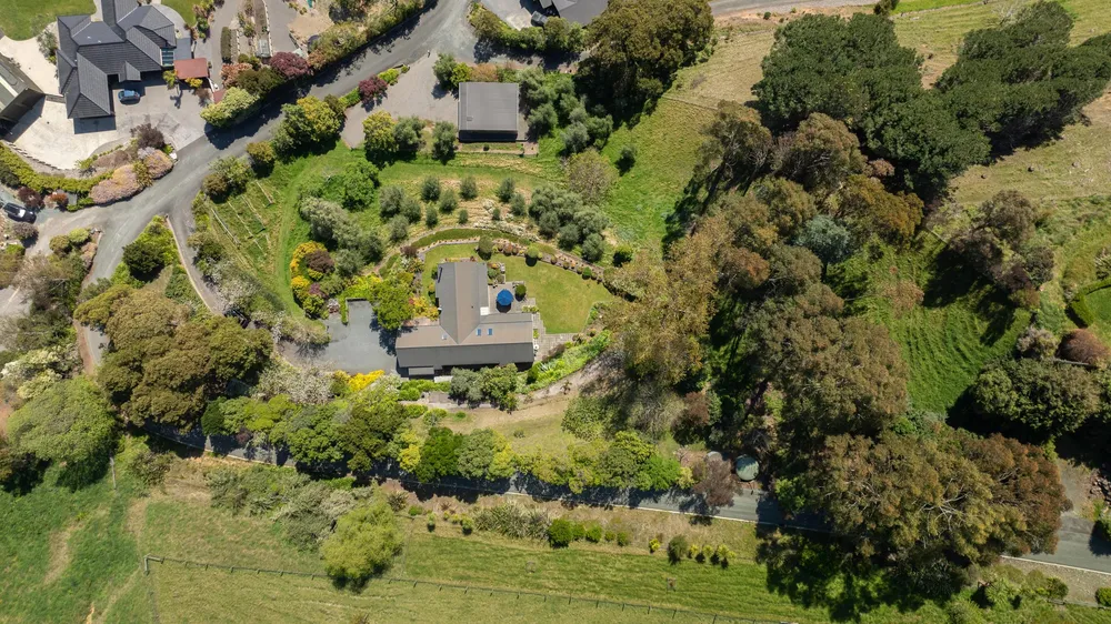Photos of 101 Haycock Road