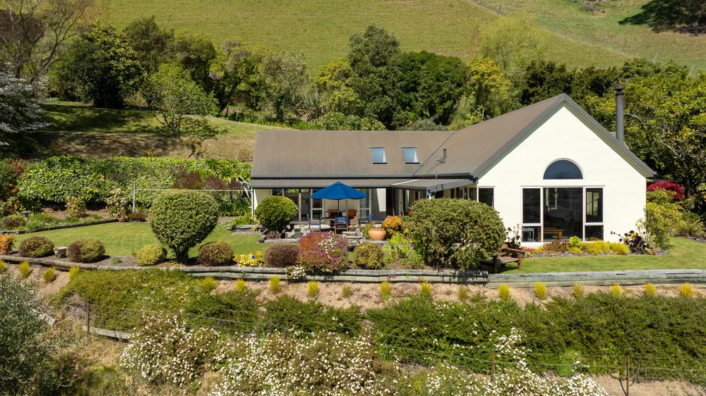 Photos of 101 Haycock Road