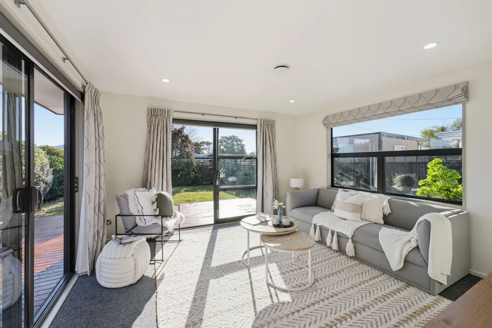 Photos of 16 Sylvia Street