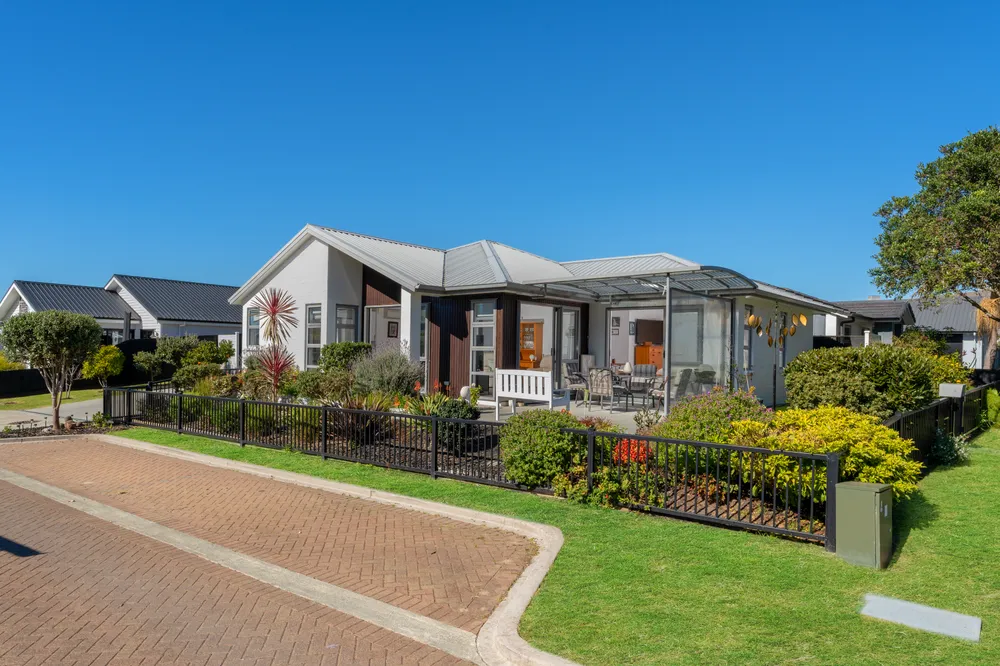Photos of 52 Arabella Lane