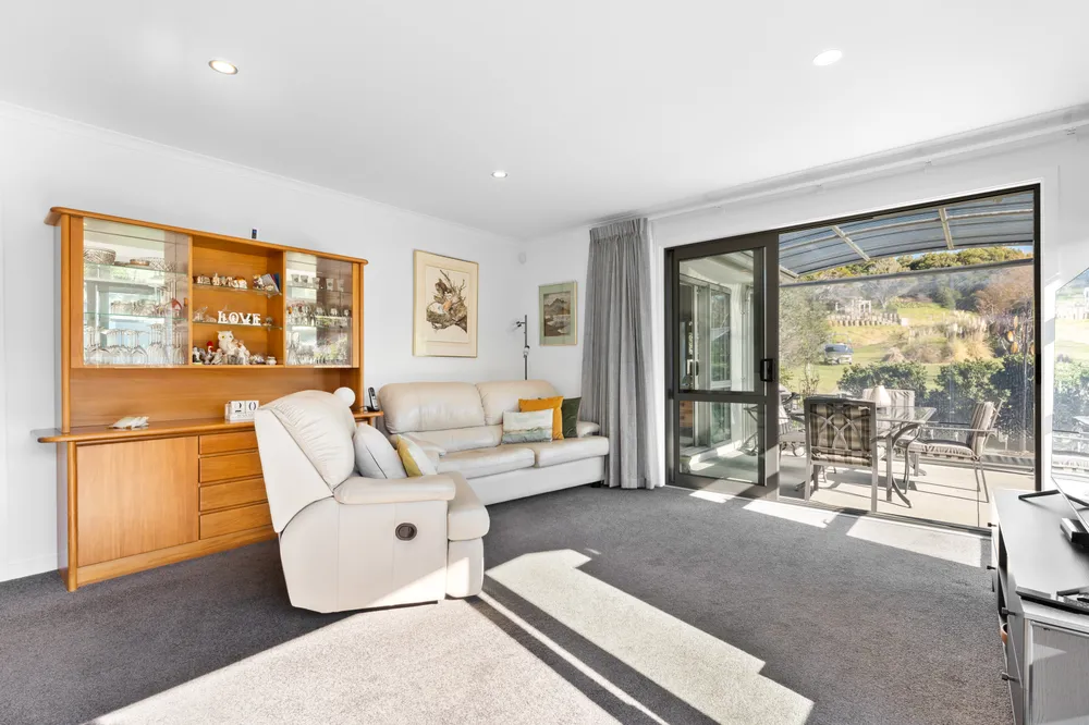 Photos of 52 Arabella Lane