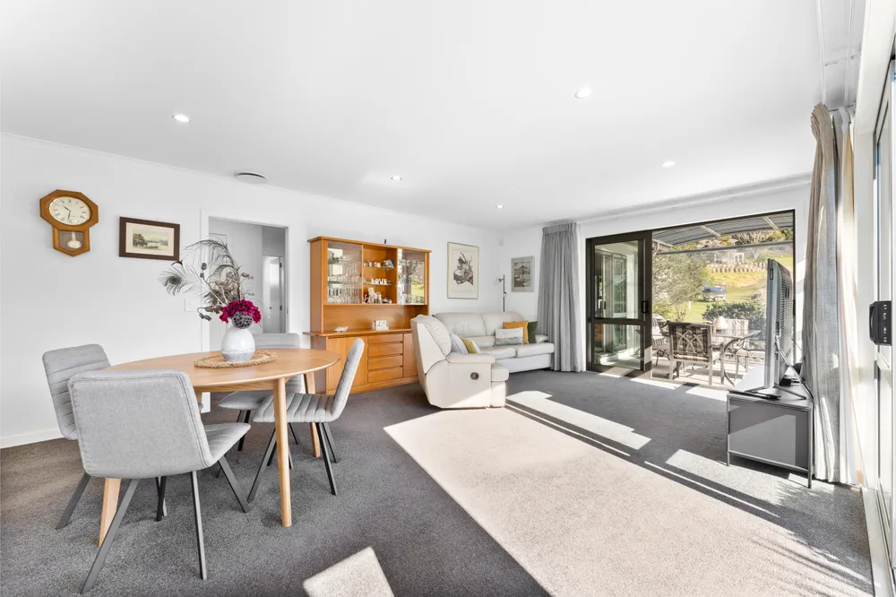 Photos of 52 Arabella Lane