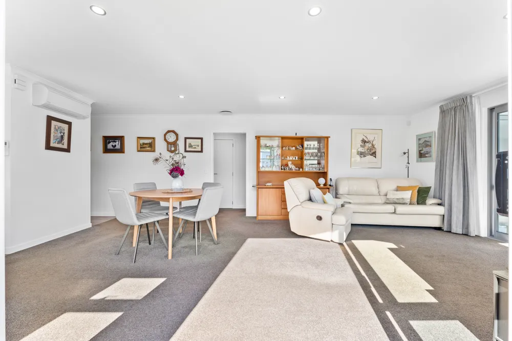 Photos of 52 Arabella Lane