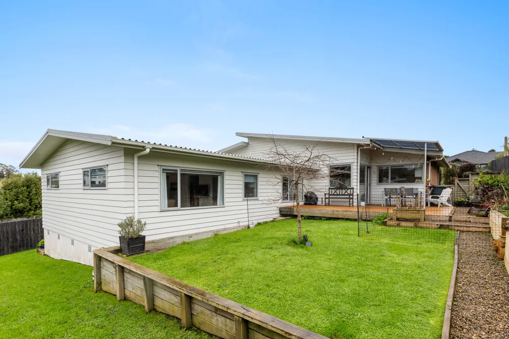 Photos of 16 Motiti Street