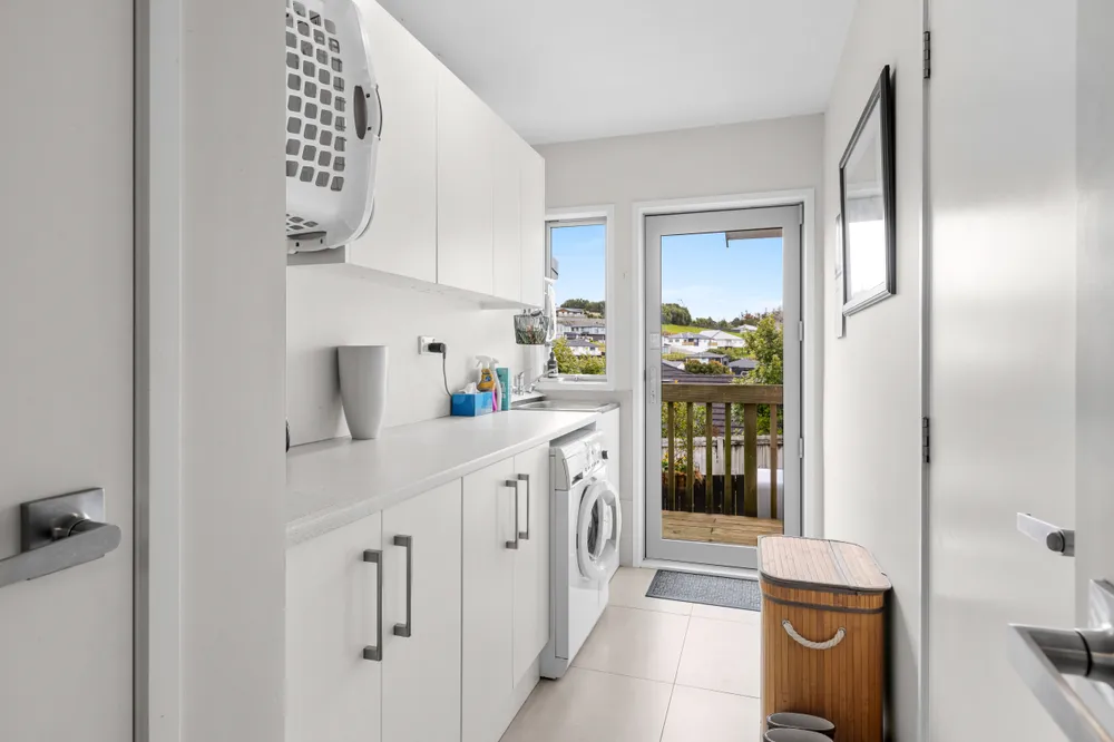 Photos of 16 Motiti Street