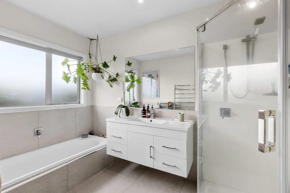 Photos of 16 Motiti Street