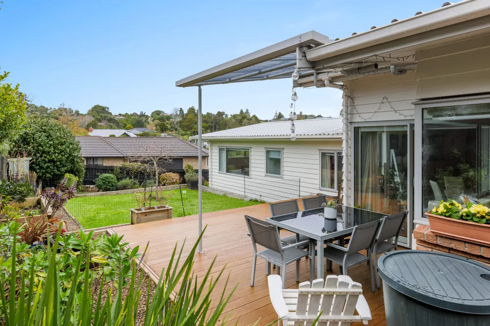 Photos of 16 Motiti Street