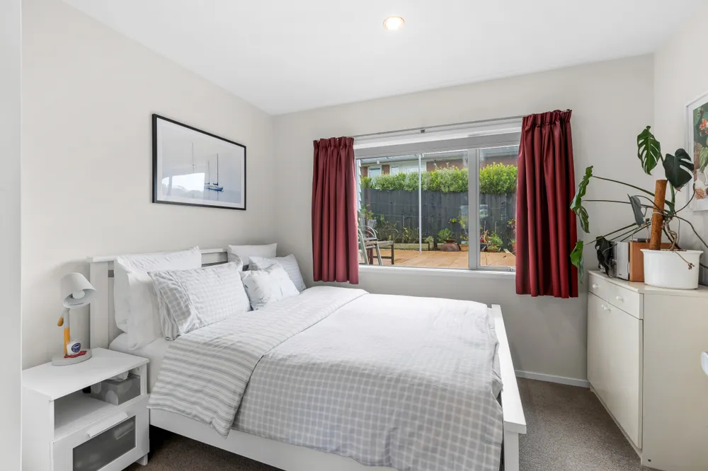 Photos of 16 Motiti Street