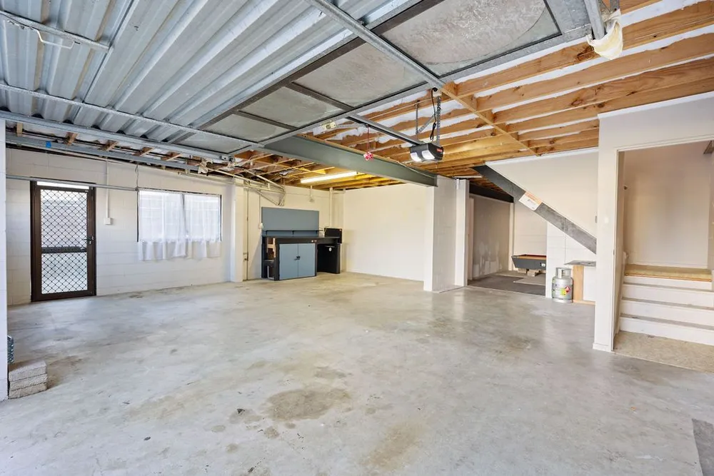 Photos of 166 Otumoetai Road