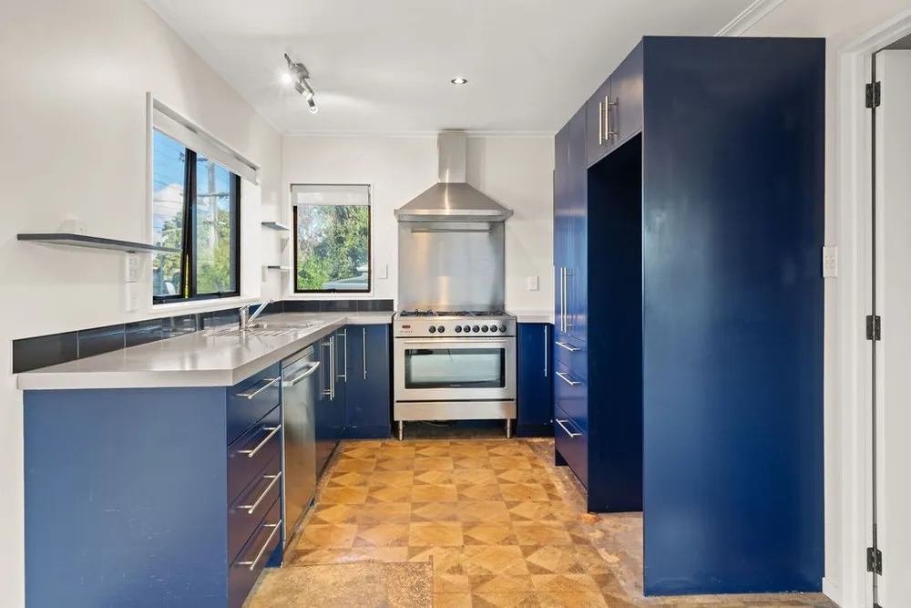 Photos of 166 Otumoetai Road