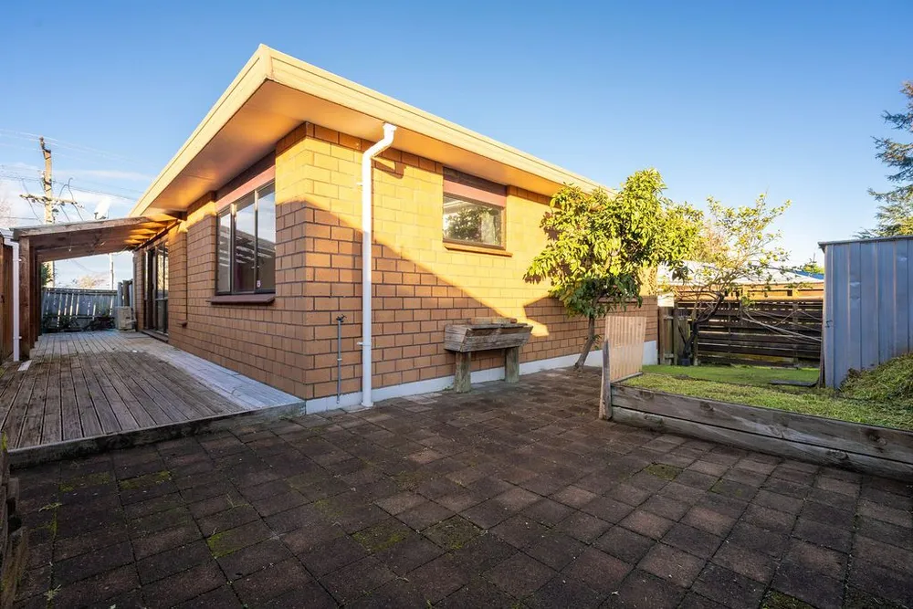 Photos of 166 Otumoetai Road