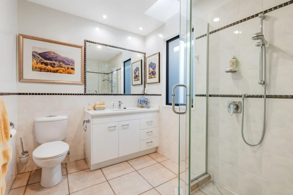 Photos of 13 Joydon Place