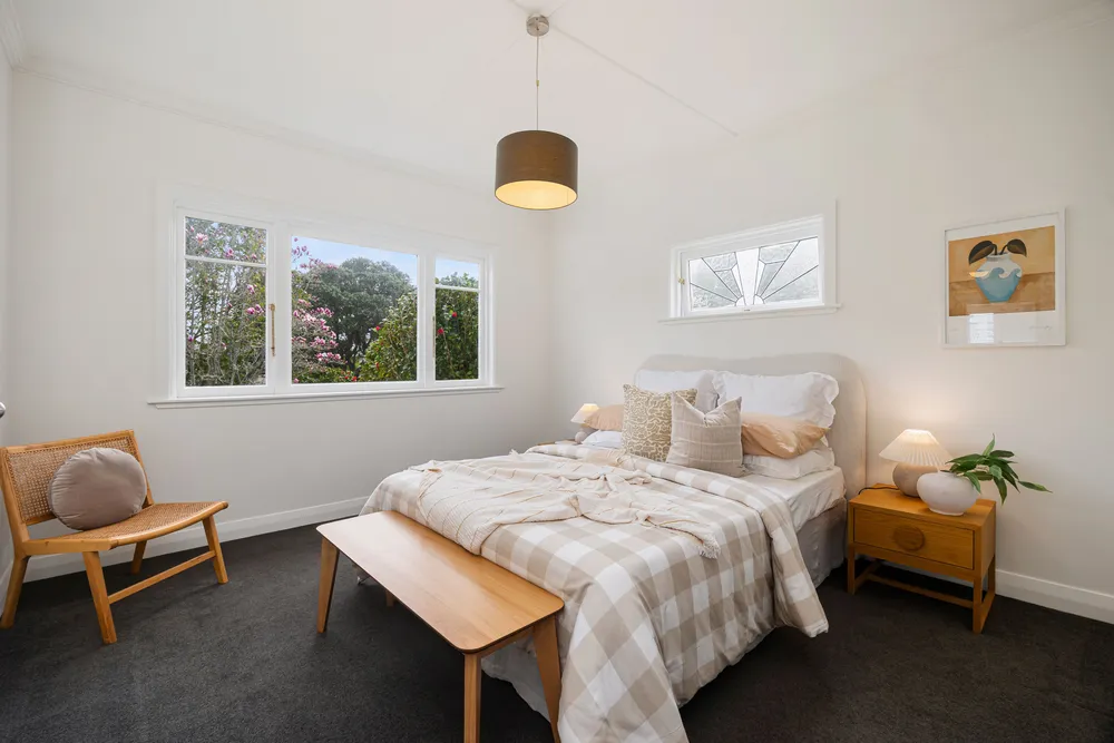 Photos of 7 Weston Avenue
