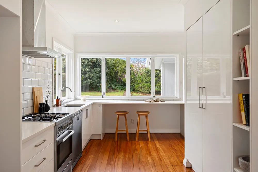 Photos of 7 Weston Avenue