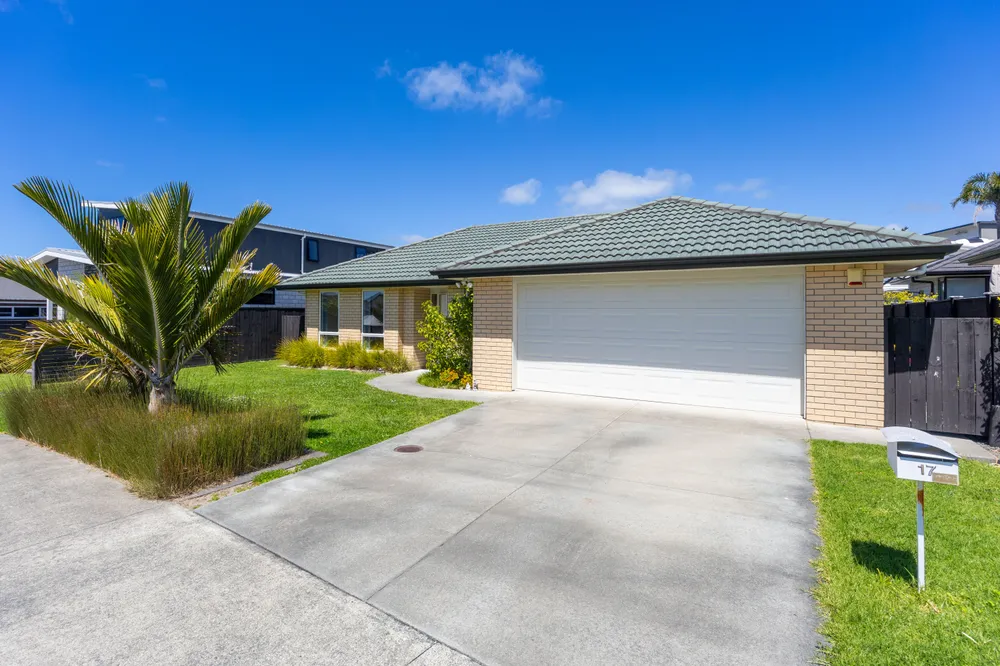 Photos of 17 Trevally Place