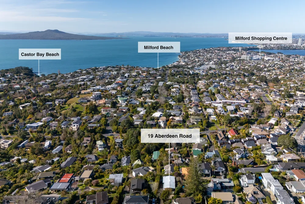 Photos of 19 Aberdeen Road