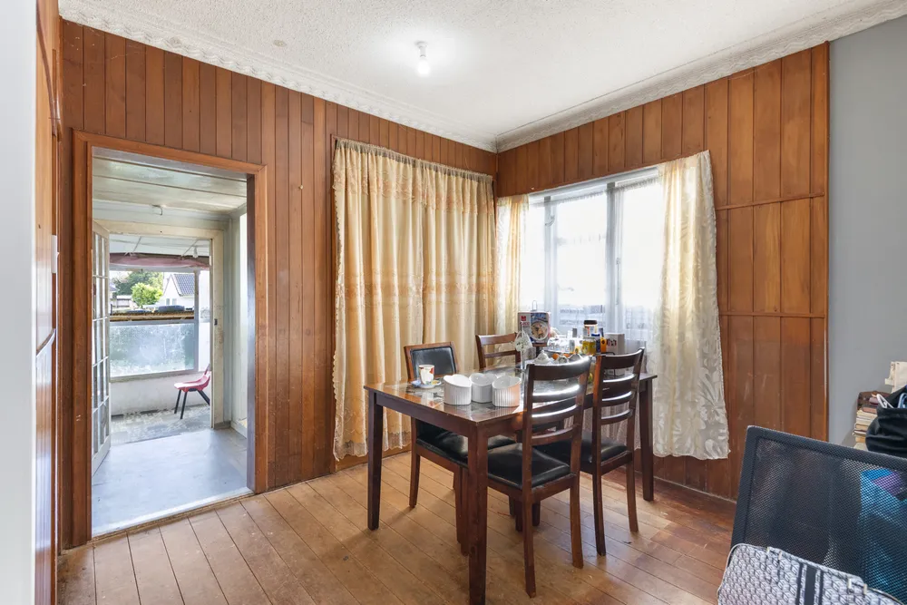 Photos of 115 Puhinui Road