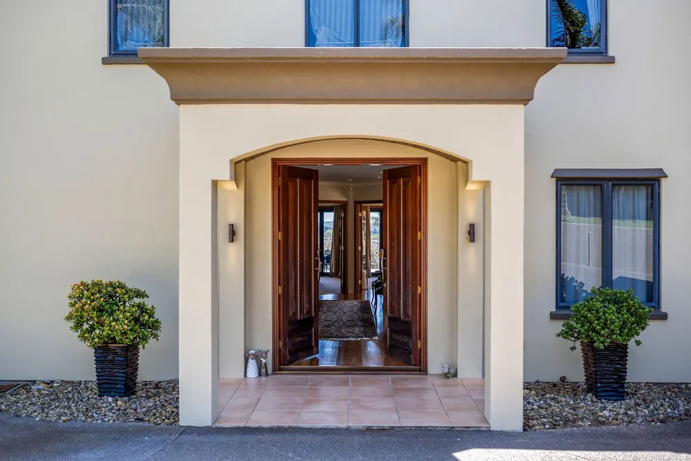 Photos of 12 Eynsham Court