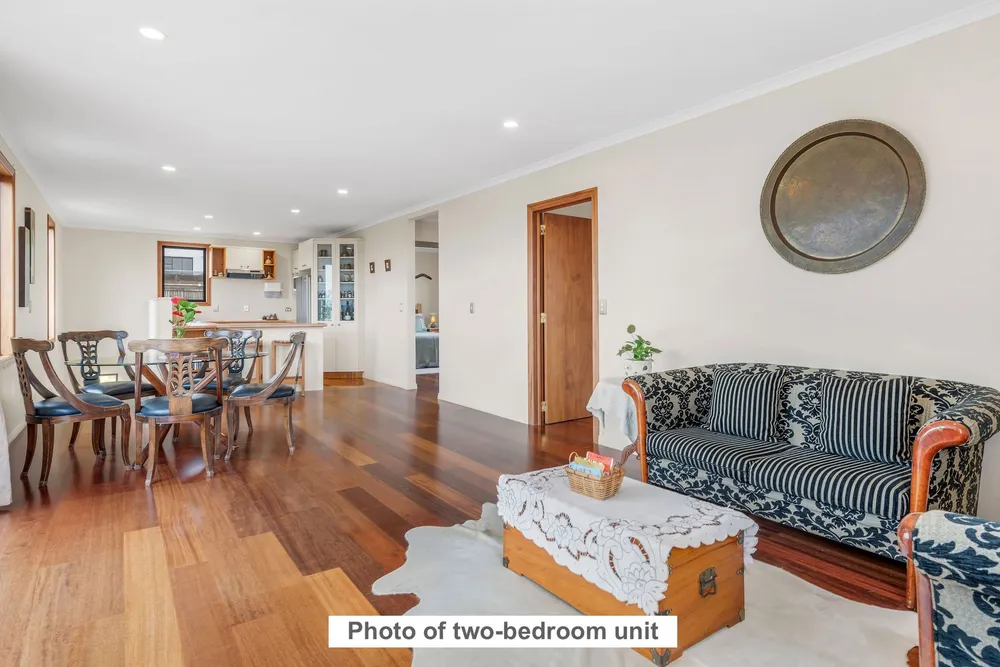 Photos of 12 Eynsham Court