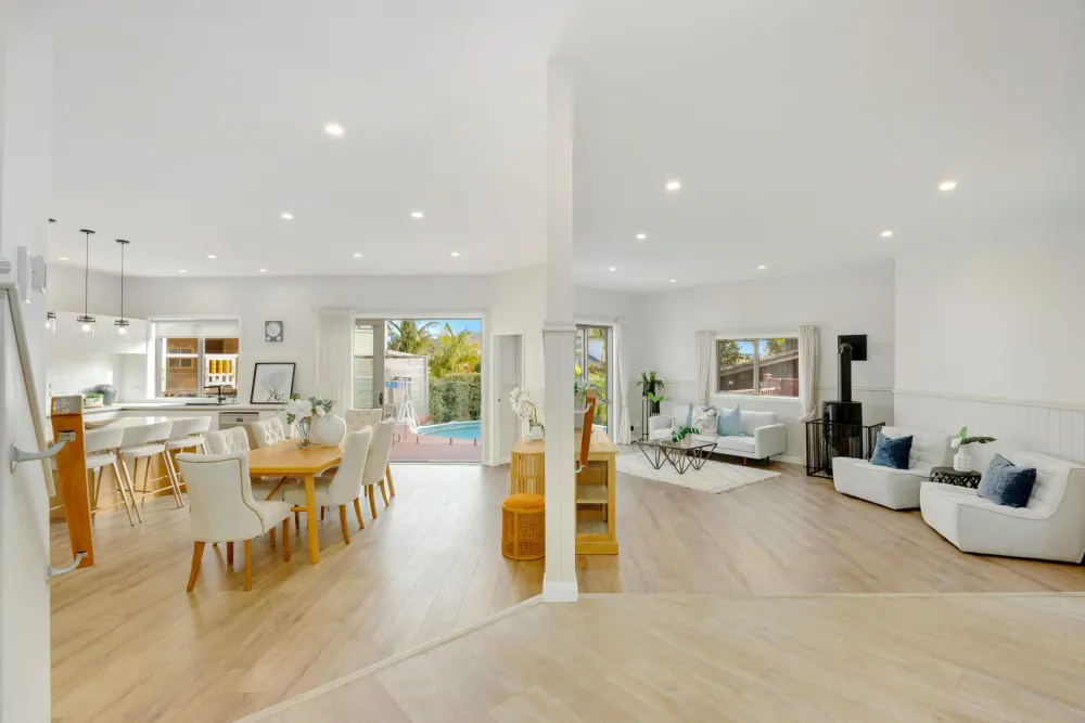 Photos of 39 Scarlet Oak Drive