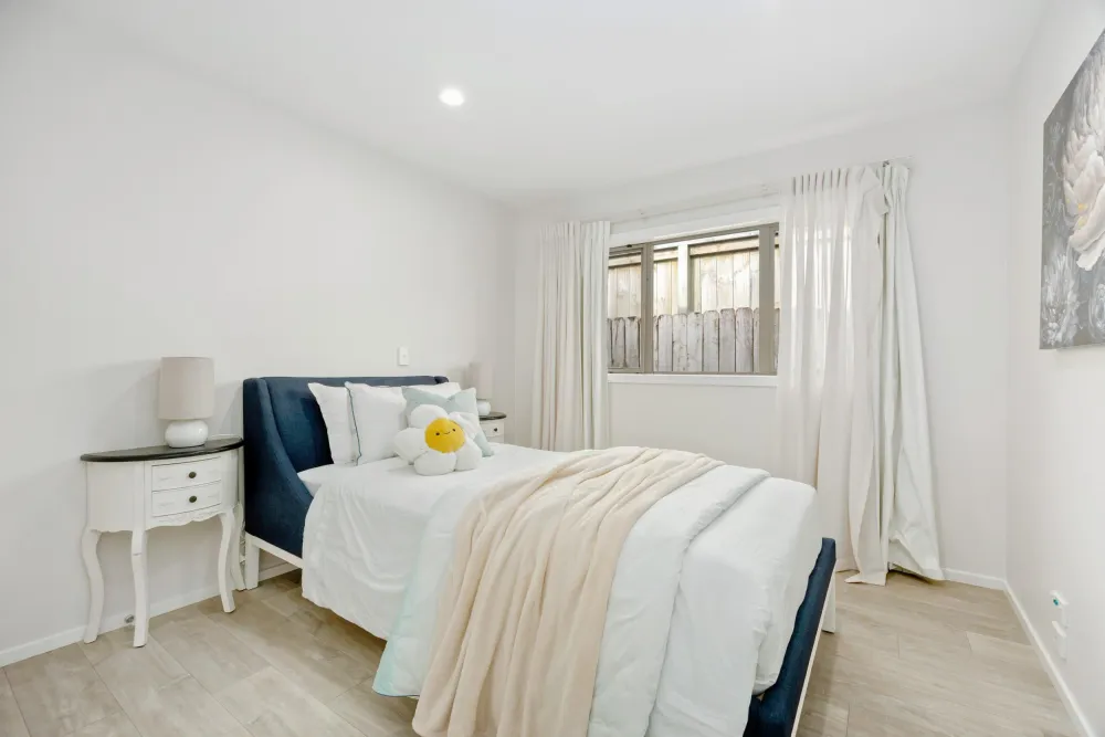 Photos of 39 Scarlet Oak Drive