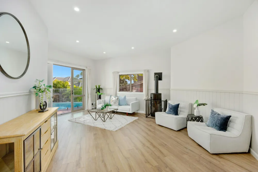 Photos of 39 Scarlet Oak Drive