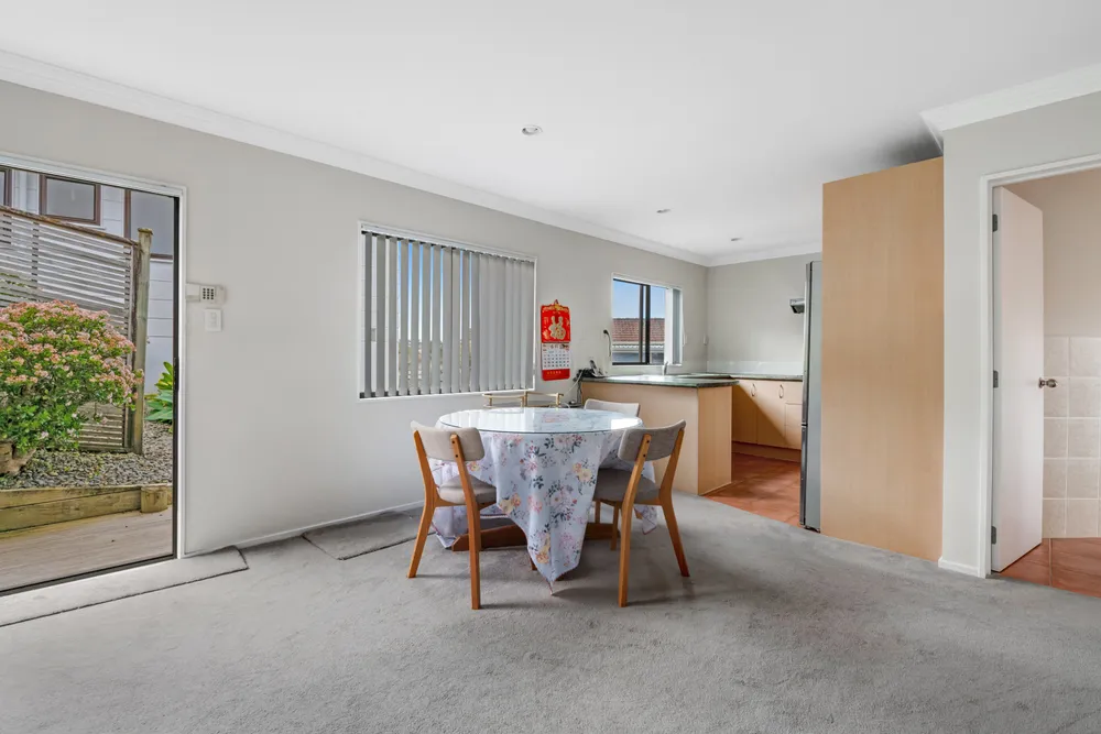Photos of 12 Tetrarch Place