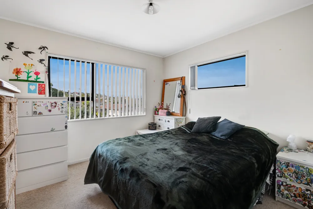 Photos of 12 Tetrarch Place