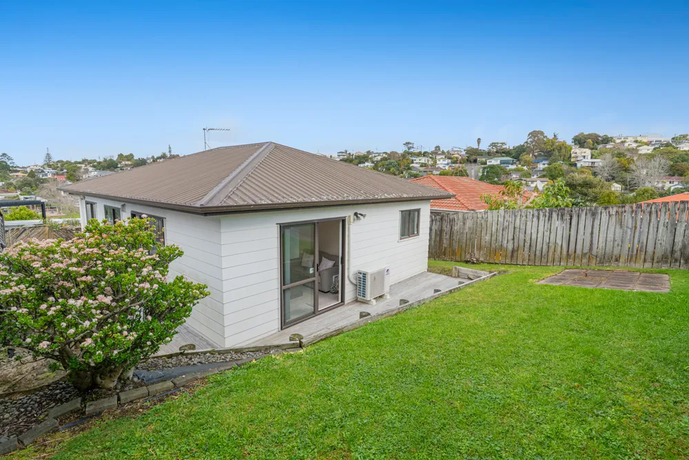 Photos of 12 Tetrarch Place