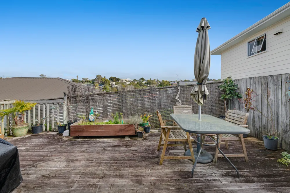 Photos of 12 Tetrarch Place