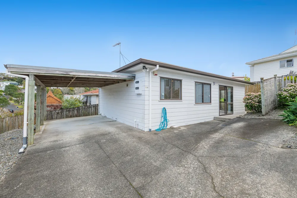 Photos of 12 Tetrarch Place