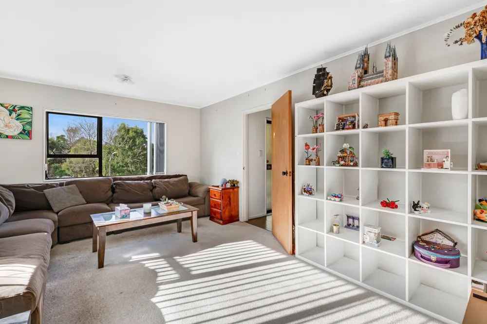 Photos of 12 Tetrarch Place