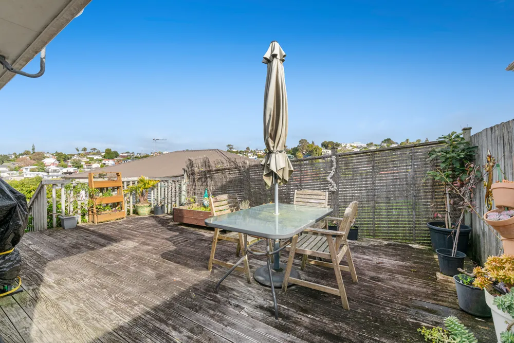Photos of 12 Tetrarch Place