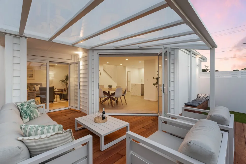 Photos of 85A Oceanbeach Road