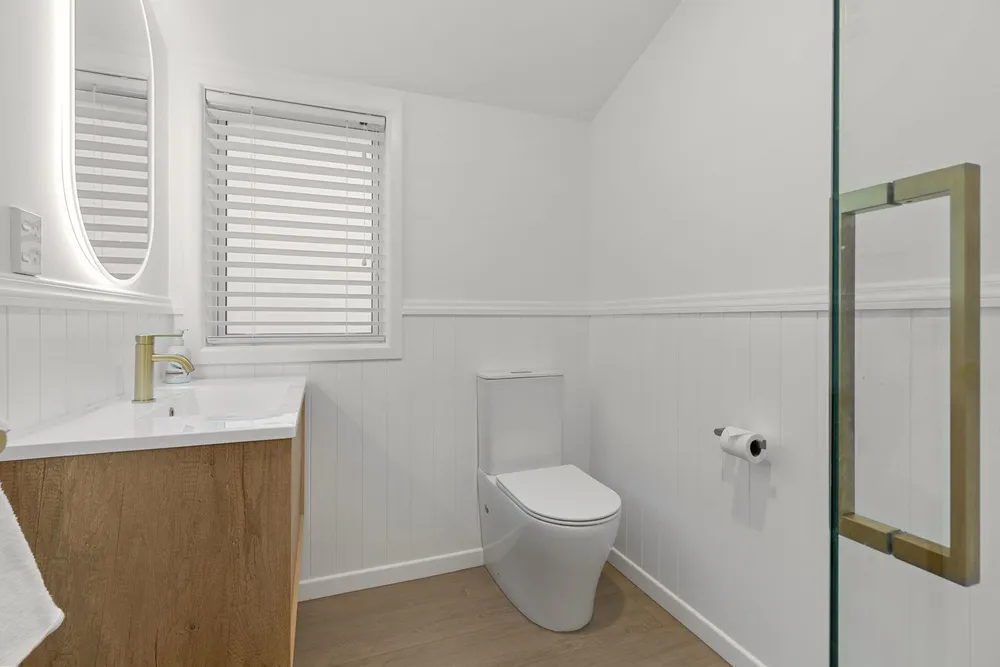 Photos of 85A Oceanbeach Road