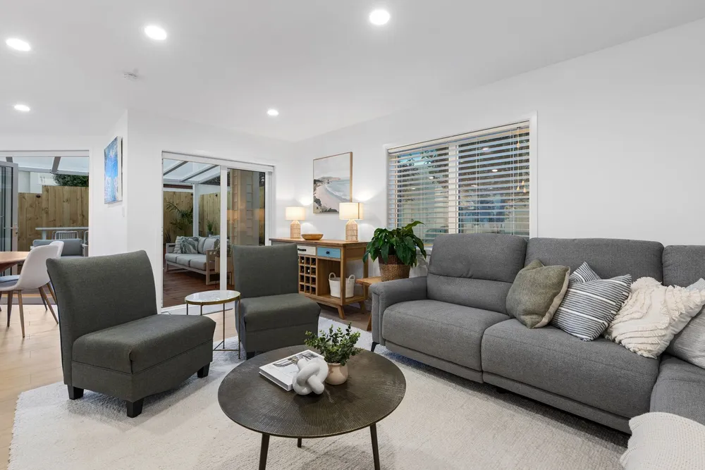 Photos of 85A Oceanbeach Road