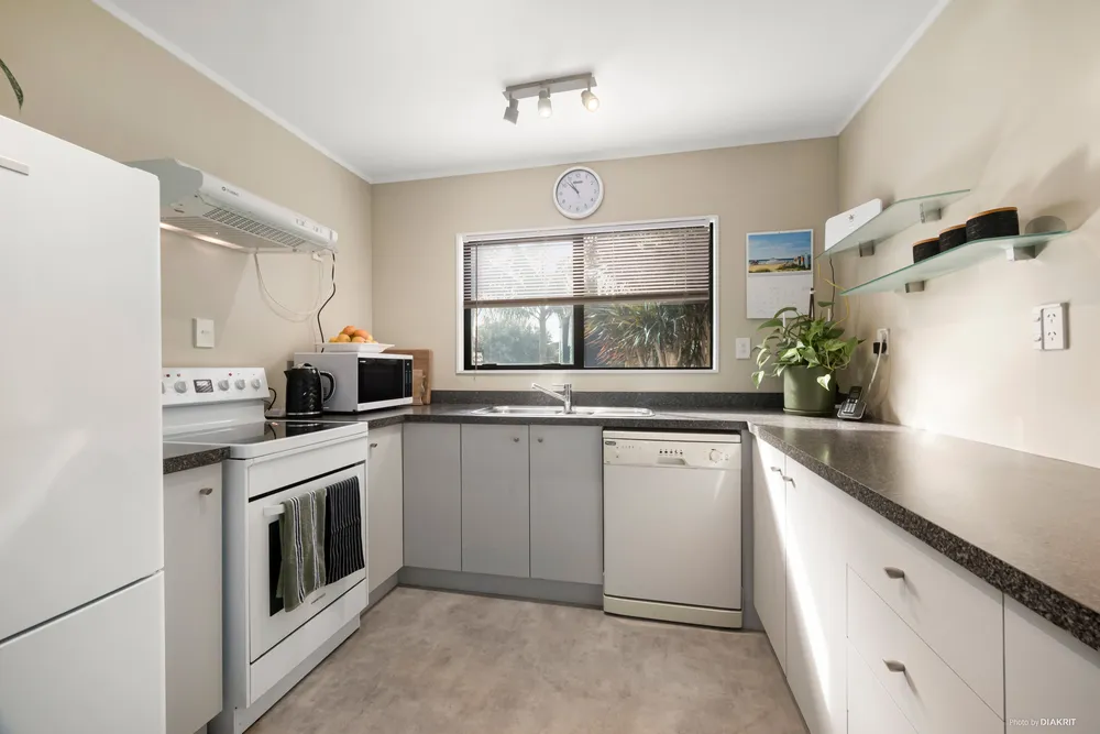 Photos of 1/3 Antrim Grove