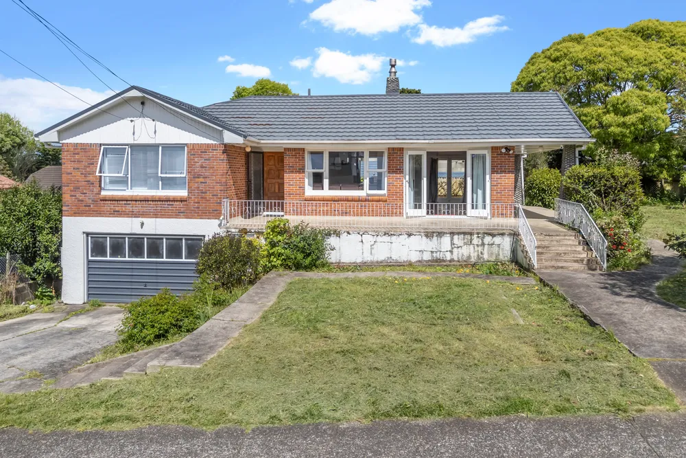 Photos of 2 Knights Drive