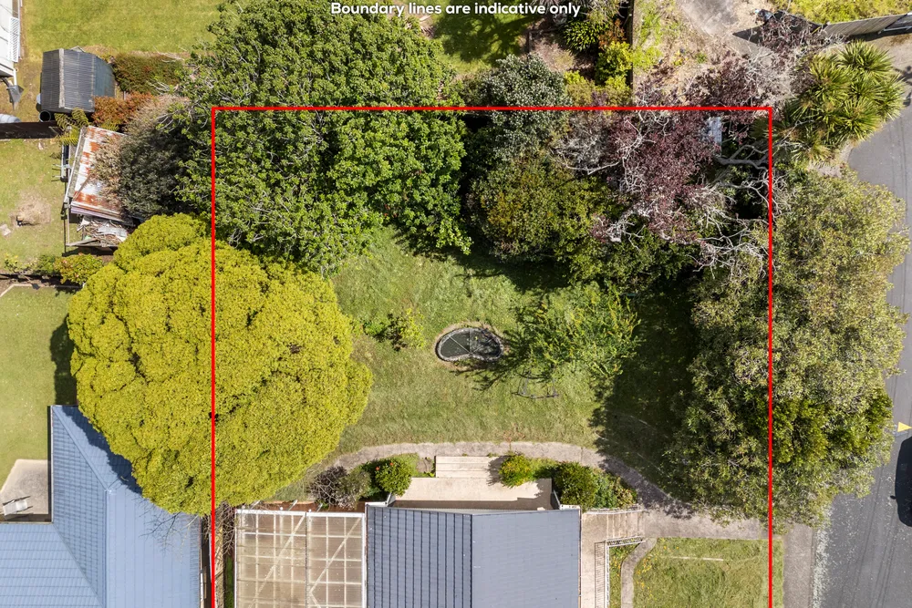 Photos of 2 Knights Drive