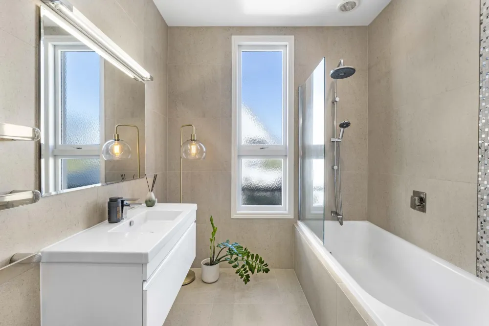 Photos of 63 Bay Road