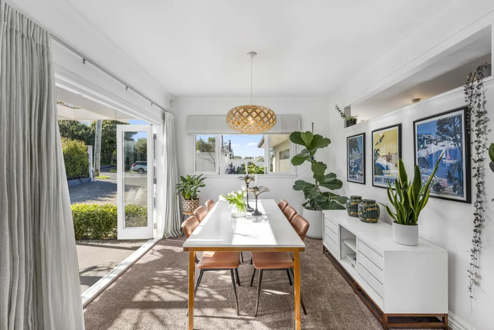 Photos of 63 Bay Road