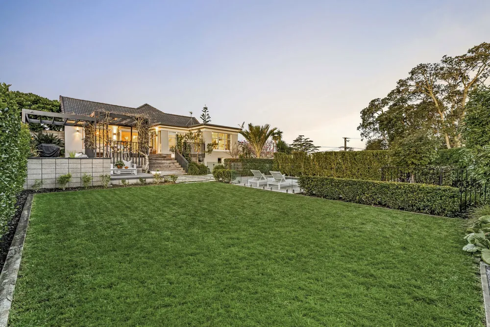 Photos of 63 Bay Road