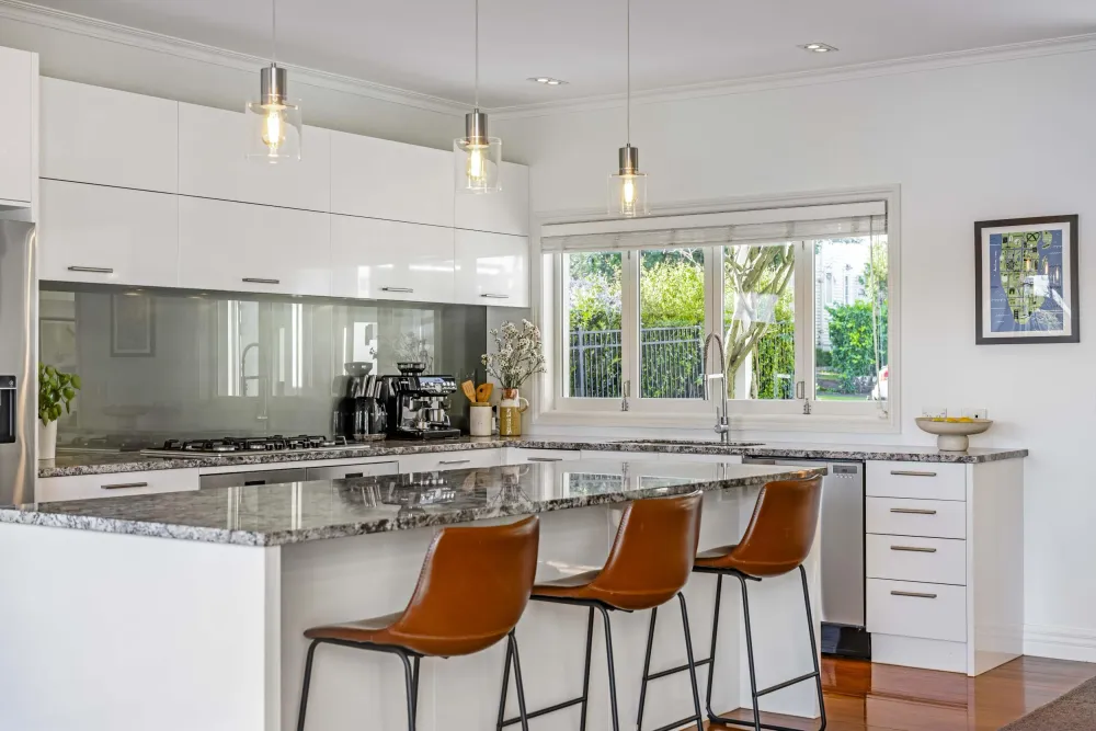 Photos of 63 Bay Road