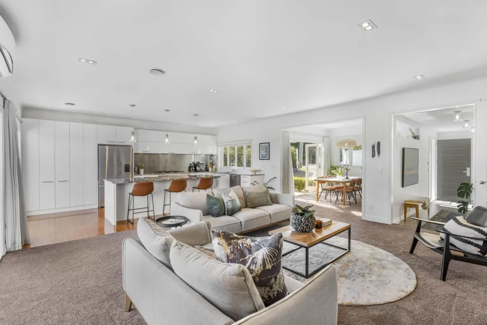 Photos of 63 Bay Road