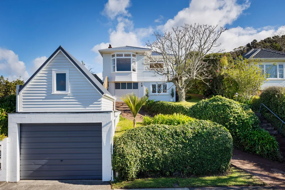 Photos of 15 Ruarangi Road