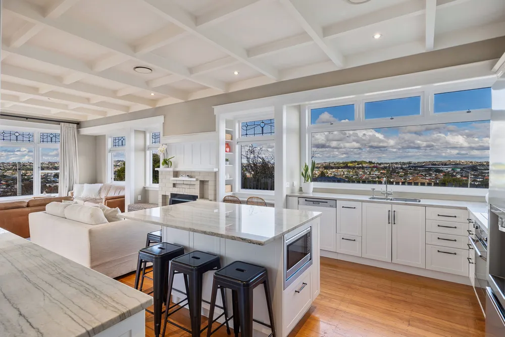 Photos of 15 Ruarangi Road