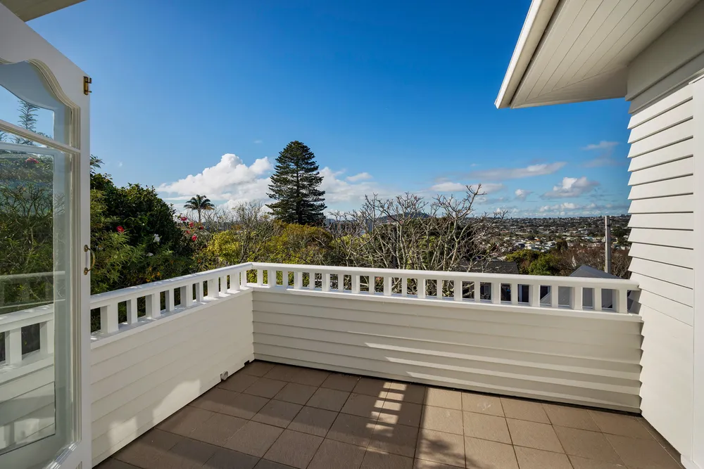 Photos of 15 Ruarangi Road