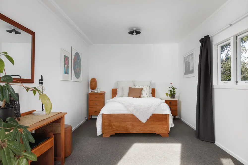 Photos of 10 Leon Street